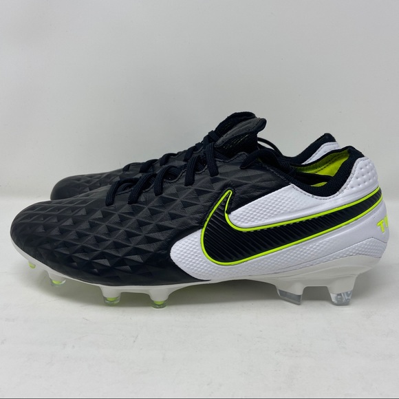 poshmark soccer cleats